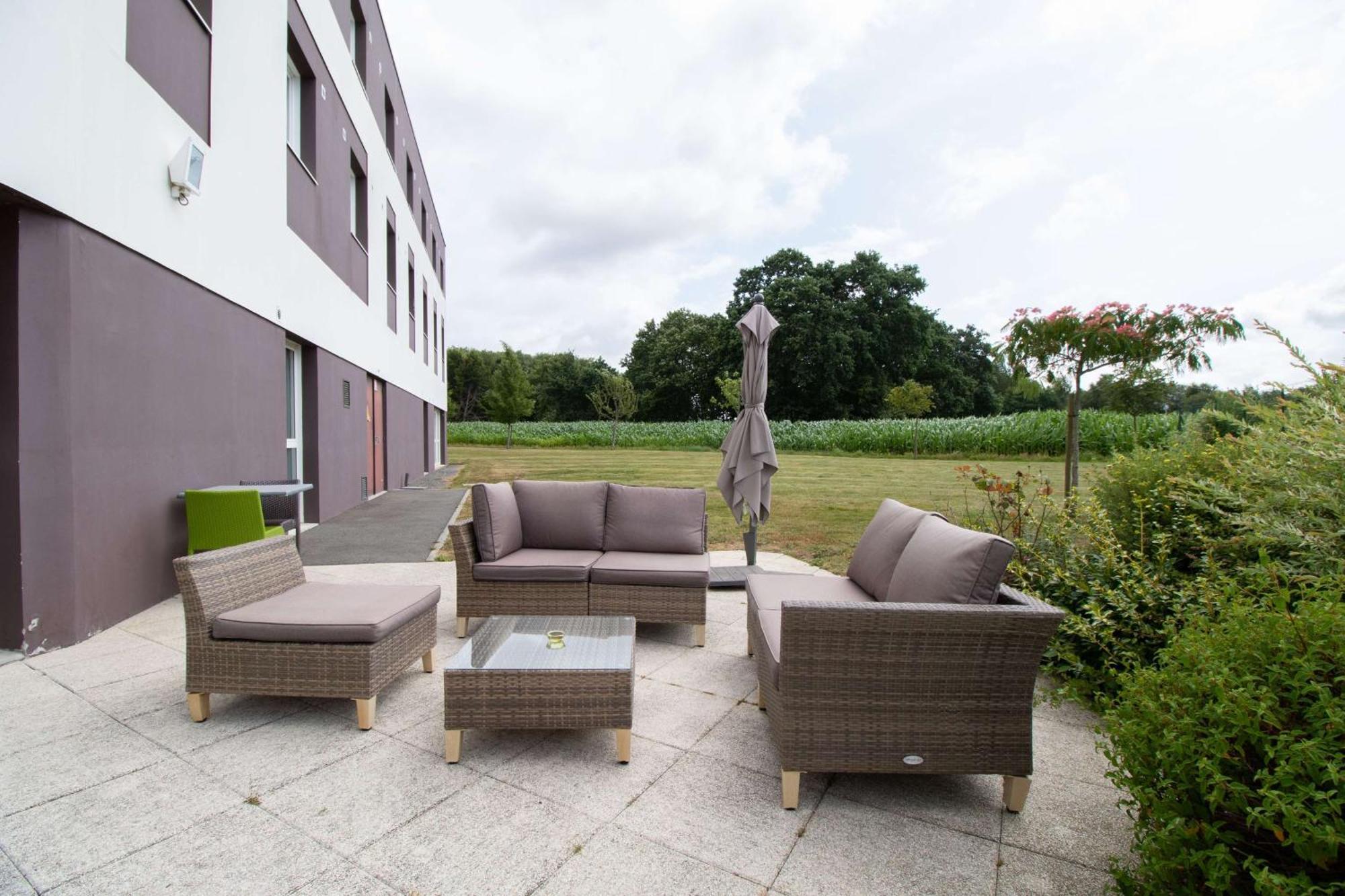 Brit Hotel Saint-Meen-Le-Grand En Broceliande Экстерьер фото