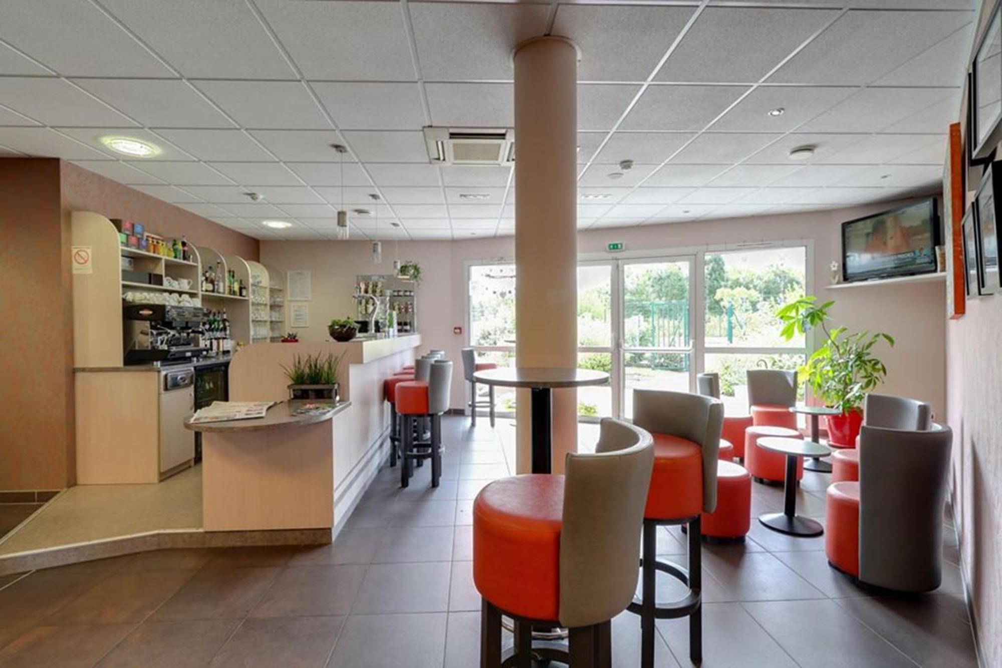 Brit Hotel Saint-Meen-Le-Grand En Broceliande Экстерьер фото