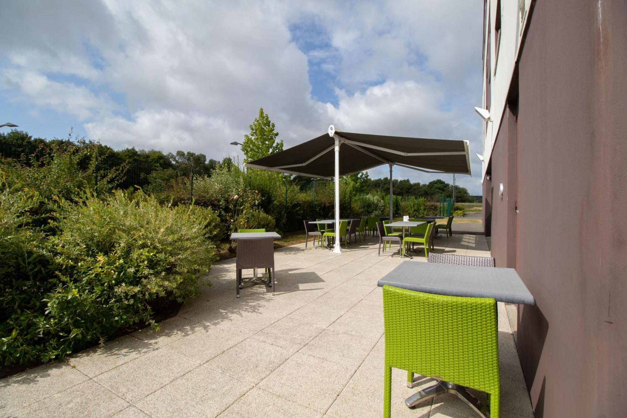 Brit Hotel Saint-Meen-Le-Grand En Broceliande Экстерьер фото