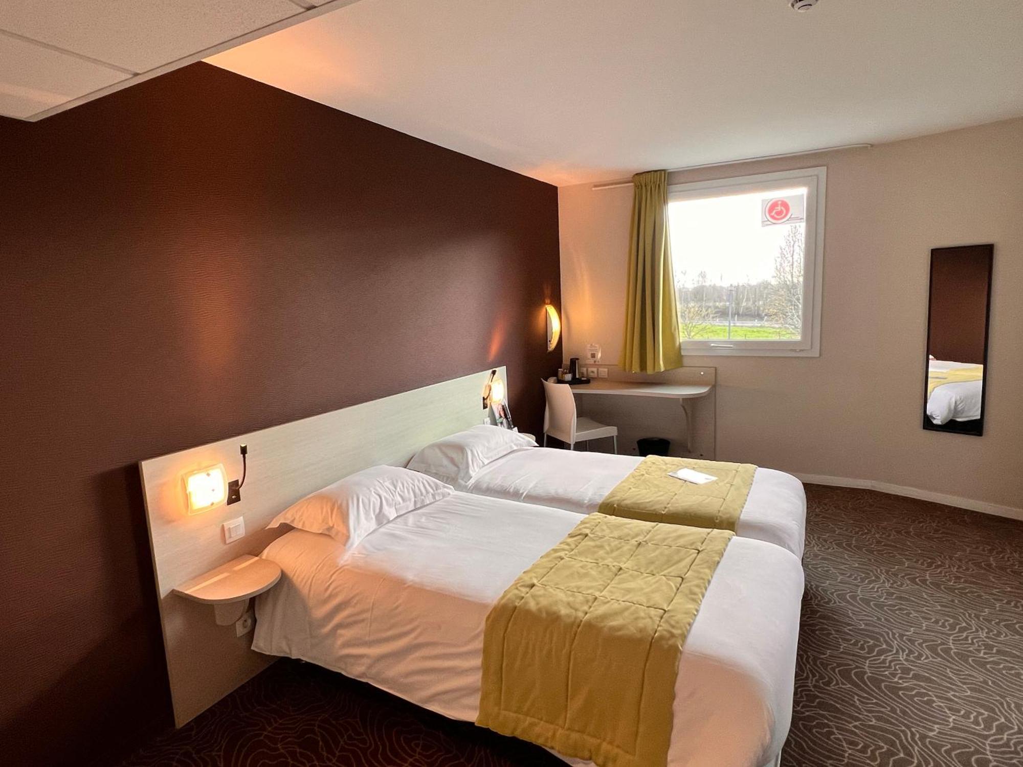 Brit Hotel Saint-Meen-Le-Grand En Broceliande Экстерьер фото