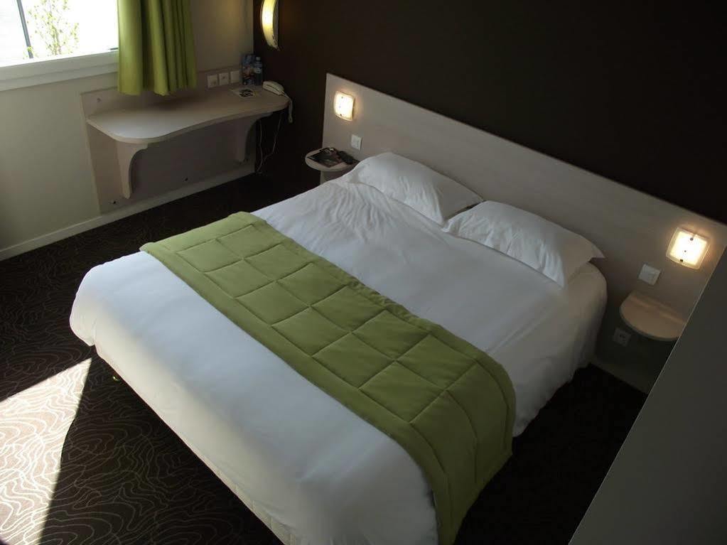 Brit Hotel Saint-Meen-Le-Grand En Broceliande Экстерьер фото